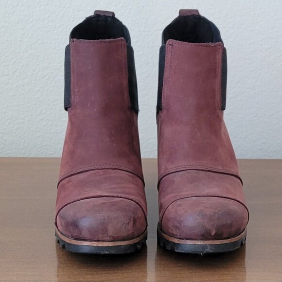 Sorel Addington Chelsea Chunky Heel Genuine Suede Bootie Cattail Burgundy Black - Picture 3 of 15